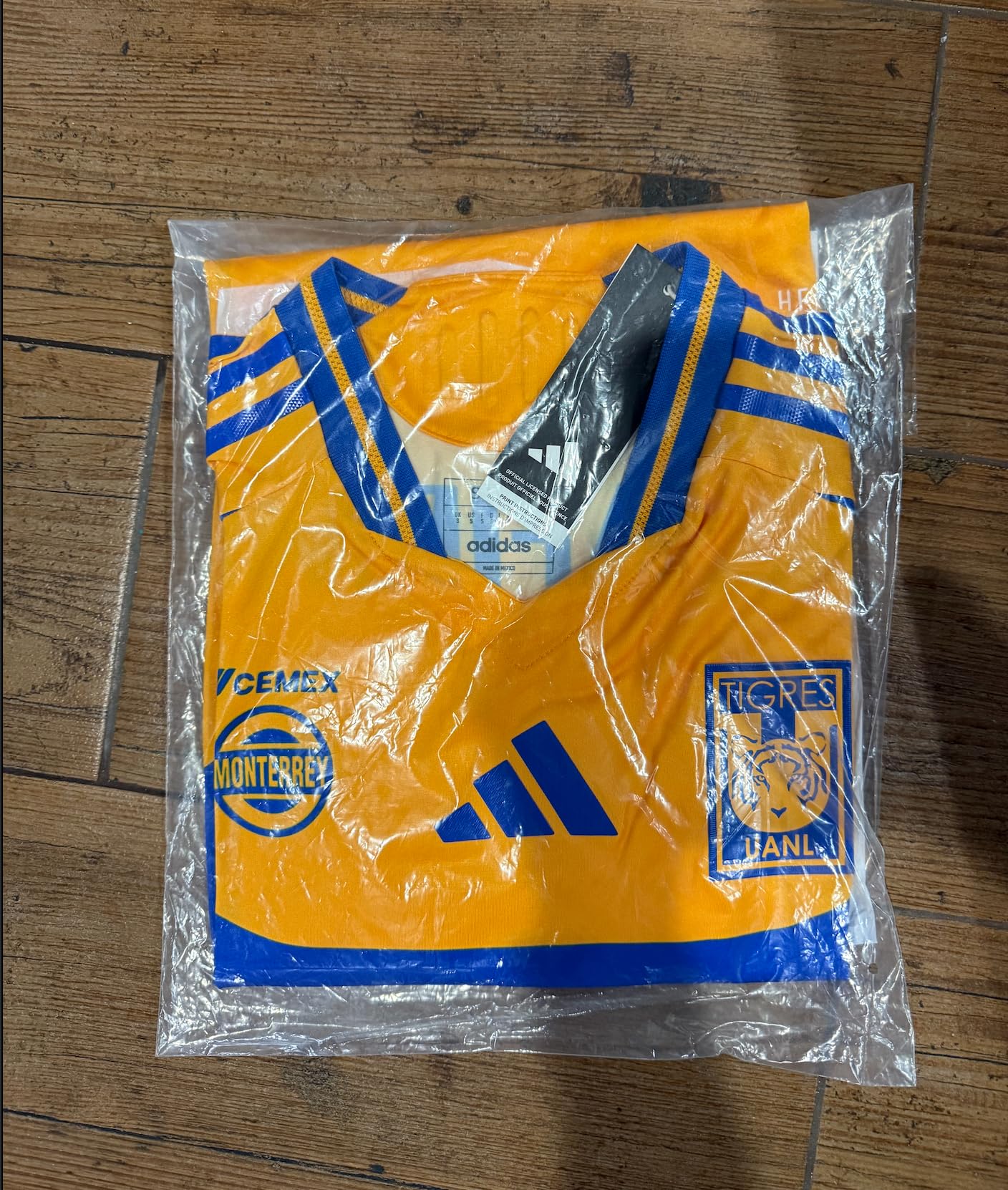 adidas Jersey Playera Tigres de UANL de Local Version Jugador para Hombre
