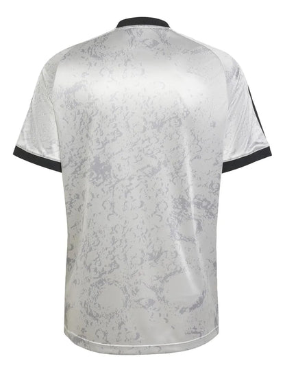 adidas Jersey Playera Juventus X NASA Edicion Especial para Hombre Color Gris
